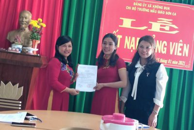 Lễ kết nạp đảng viên mới!