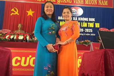 Tham dự đại hội đại biểu xã Krong Búc